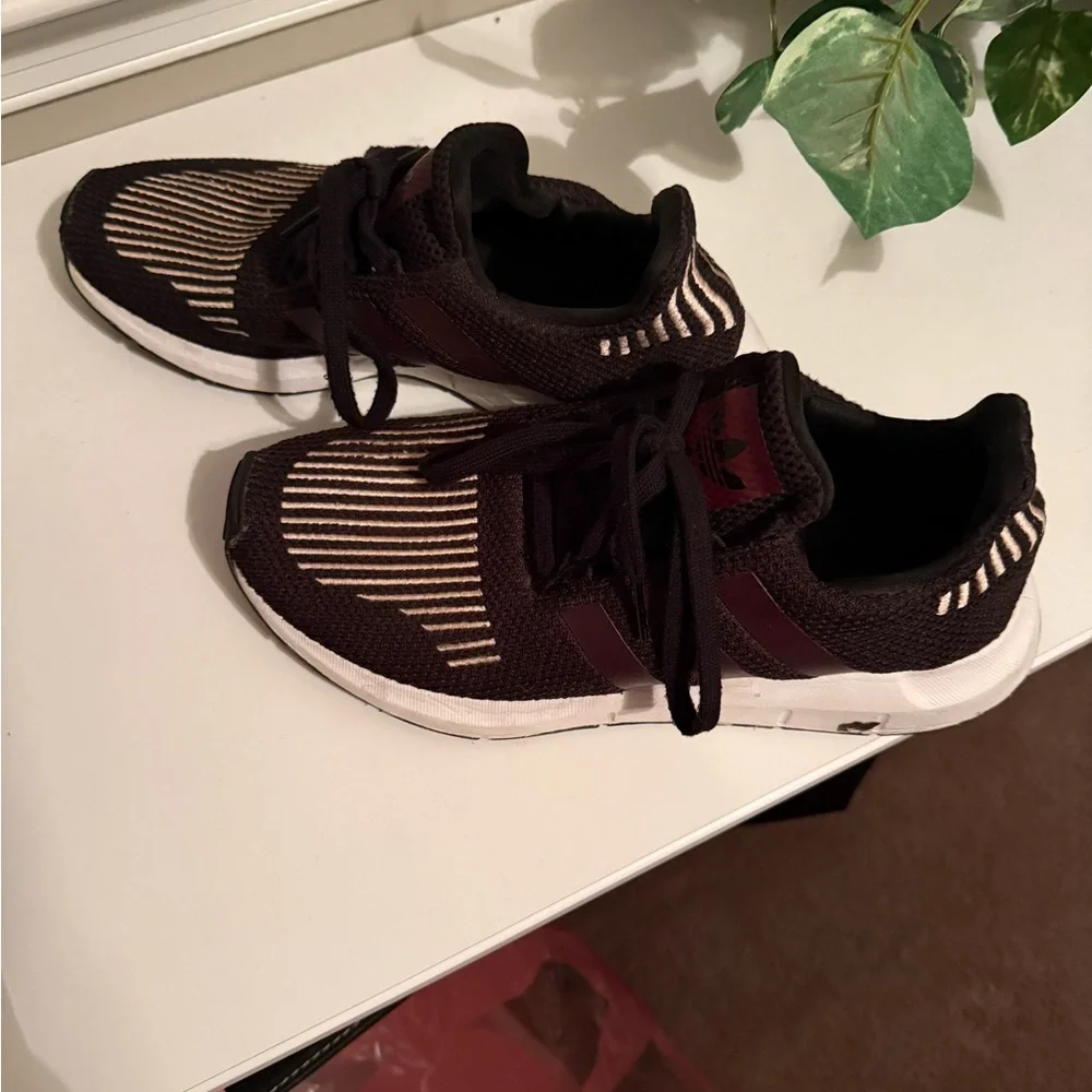 Adidas Women's Black and Pink Athletic Shoes - Picture 2 of 8